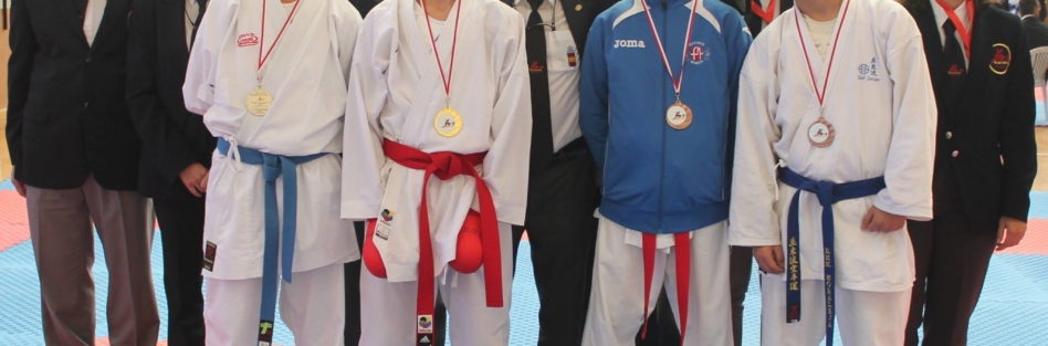 Los karatecas torrijeños Anabel, Ainara y David logran el oro en el Campeonato Regional