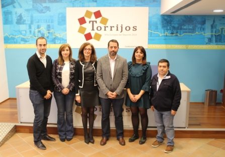 Una estrella de ocho puntas es el logotipo de la candidatura de Torrijos a “Villa Europea del deporte”